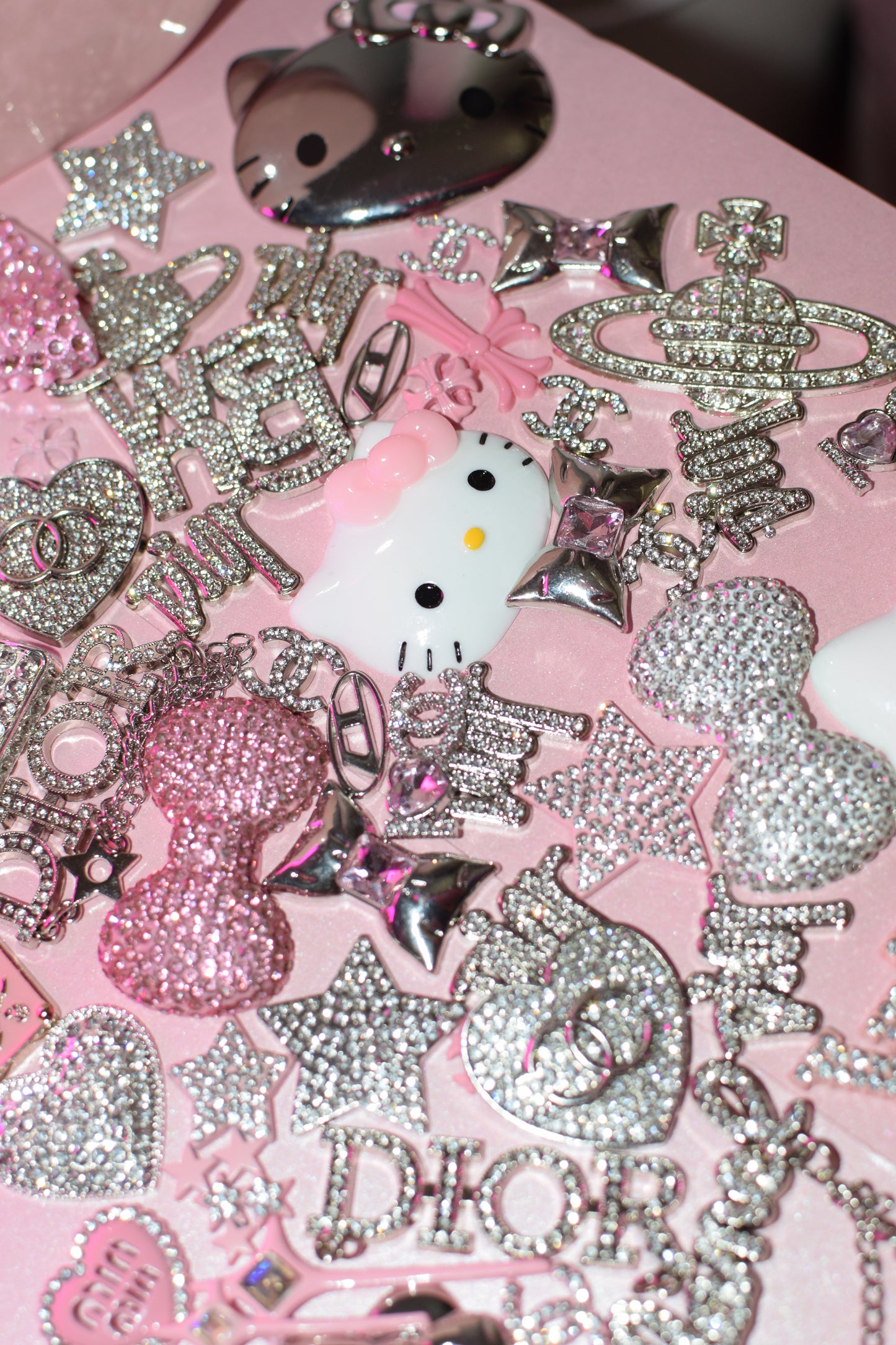 CUSTOM XXXLARGE QUANTITY CHARM MIX ๐ (Read description)