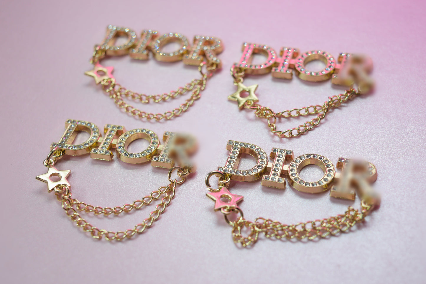 D Chain Charm