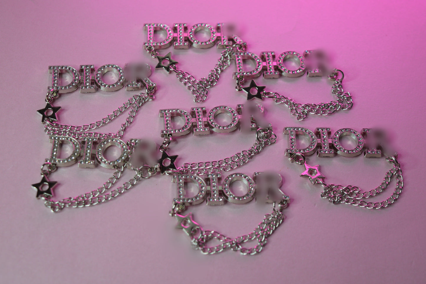 D Chain Charm